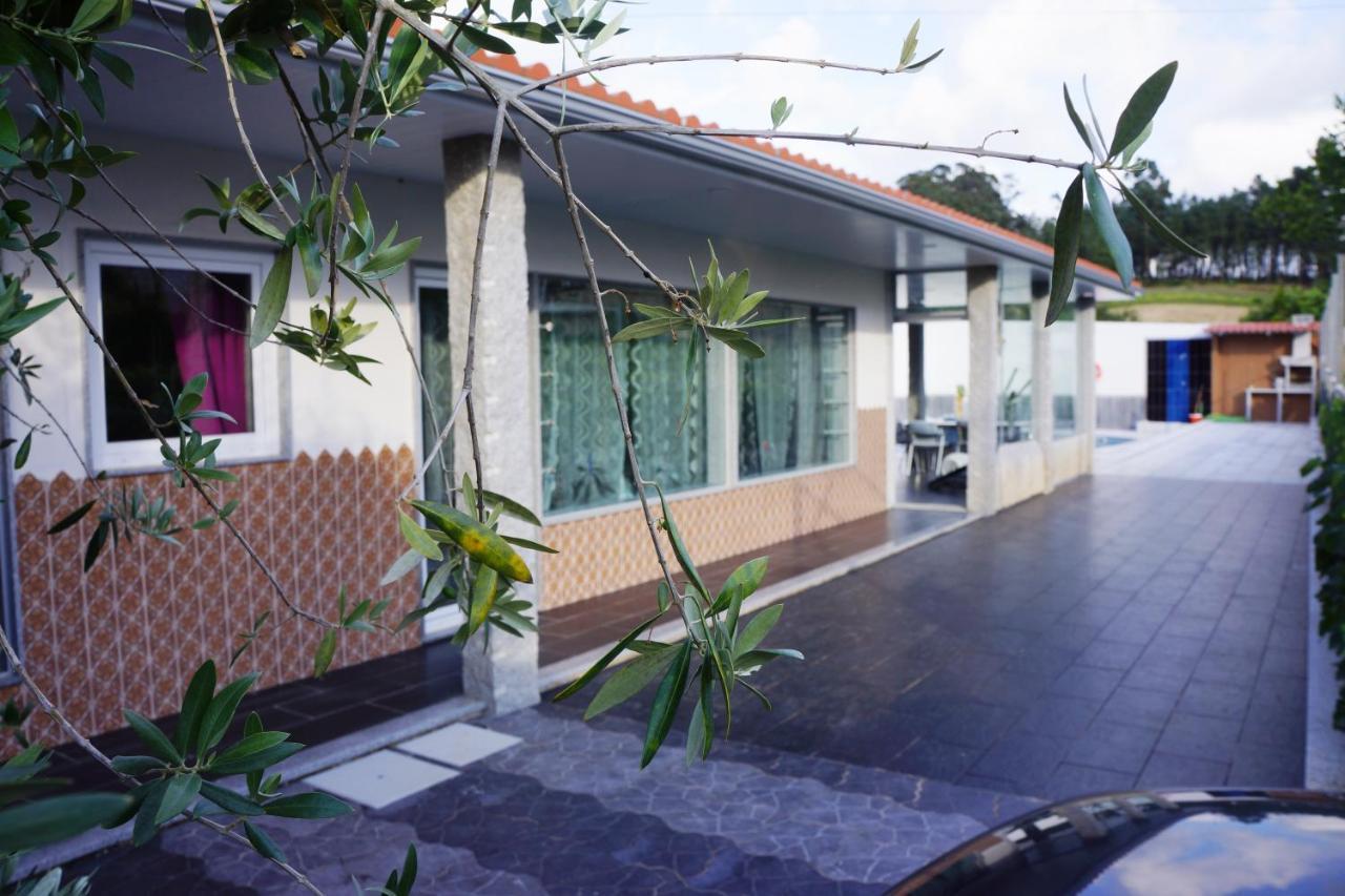 Casinha Das Bonecas - Casa Com Piscina Privada Aveiro Esterno foto
