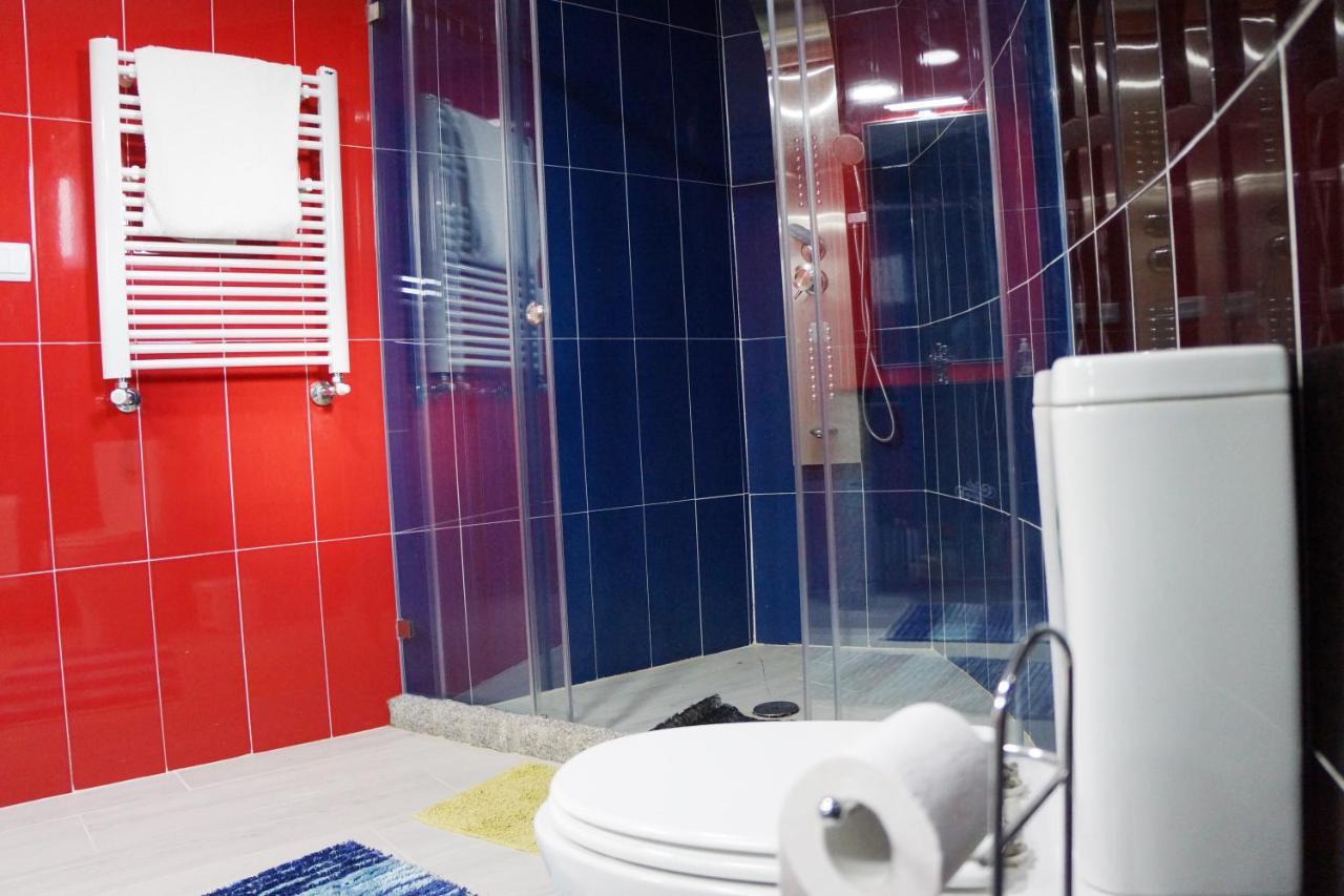 Casinha Das Bonecas - Casa Com Piscina Privada Aveiro Esterno foto