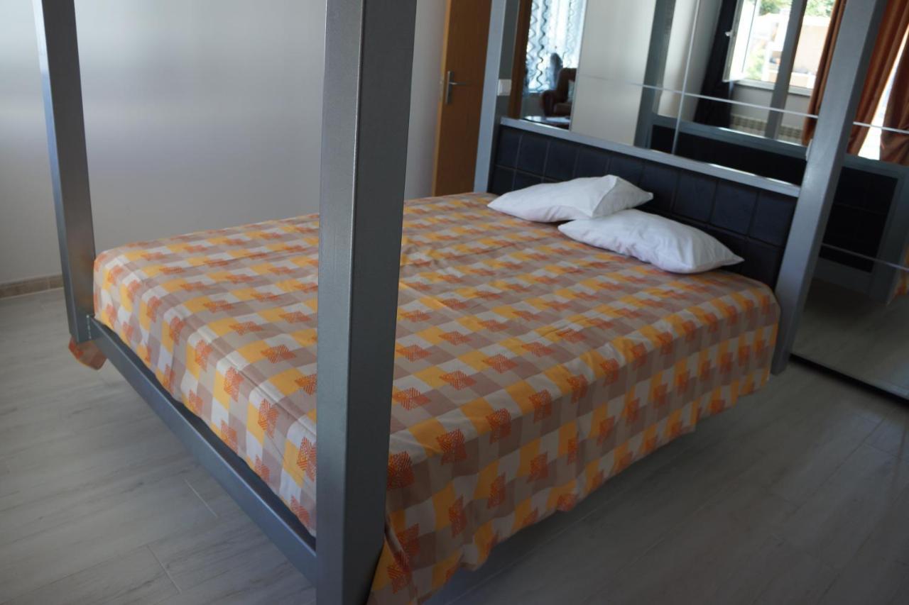 Casinha Das Bonecas - Casa Com Piscina Privada Aveiro Esterno foto