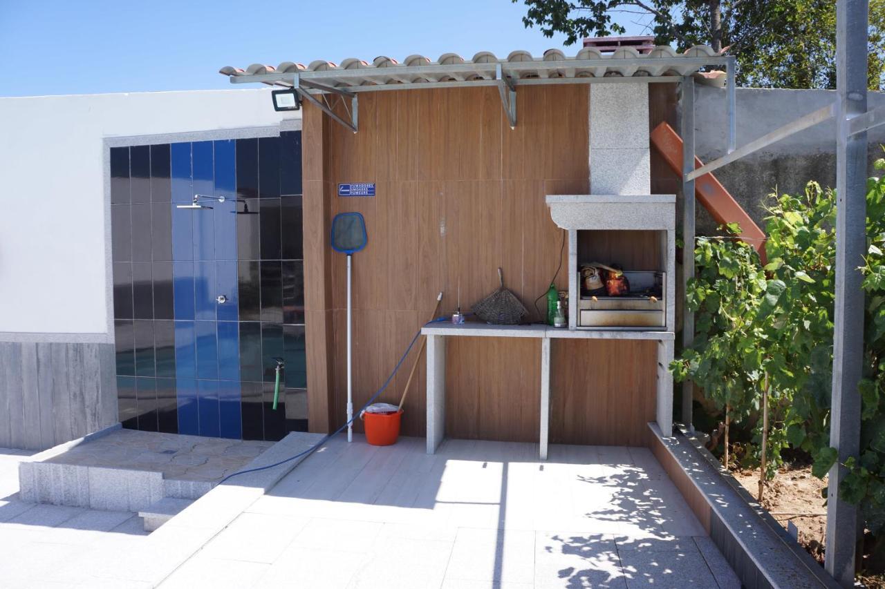 Casinha Das Bonecas - Casa Com Piscina Privada Aveiro Esterno foto