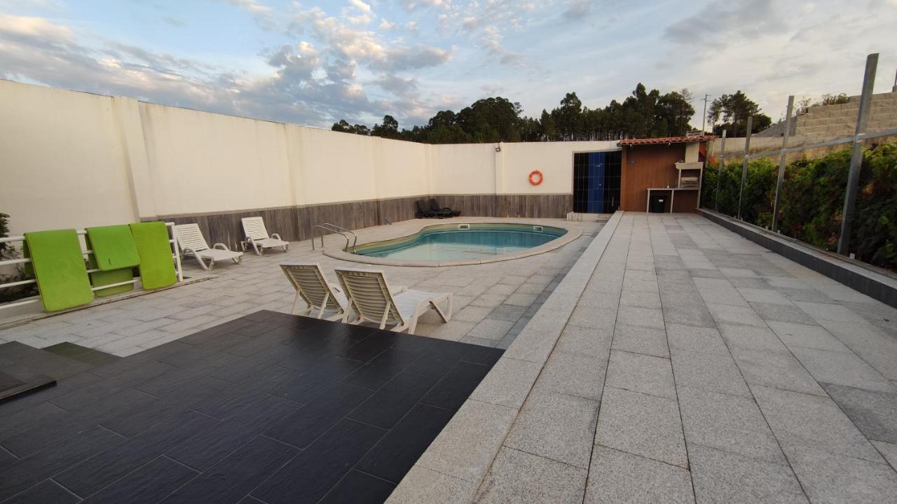 Casinha Das Bonecas - Casa Com Piscina Privada Aveiro Esterno foto